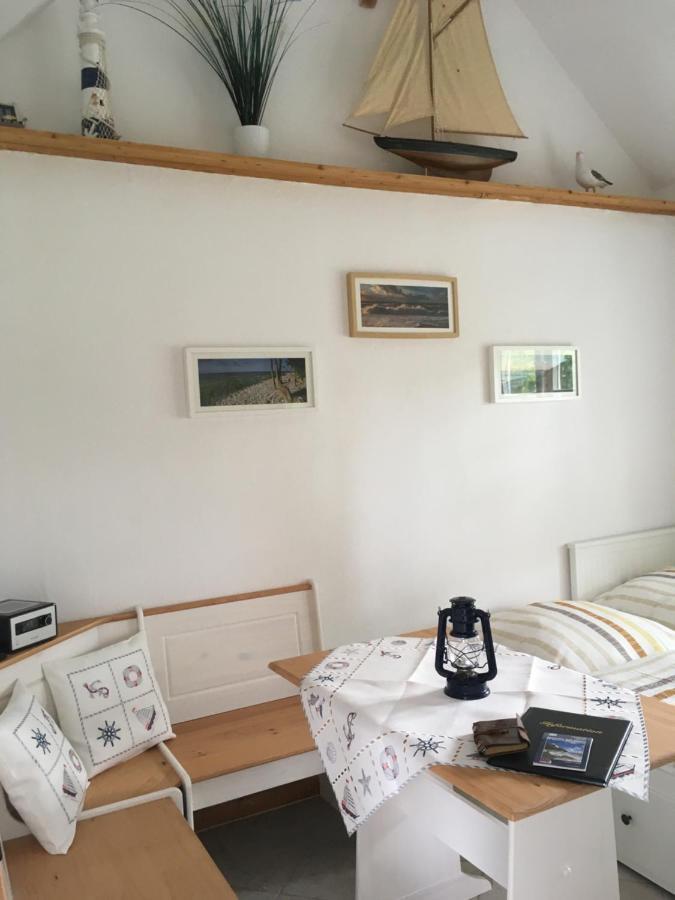 Ferienhaus Alte Schule Rambin Auf Ruegen Esterno foto